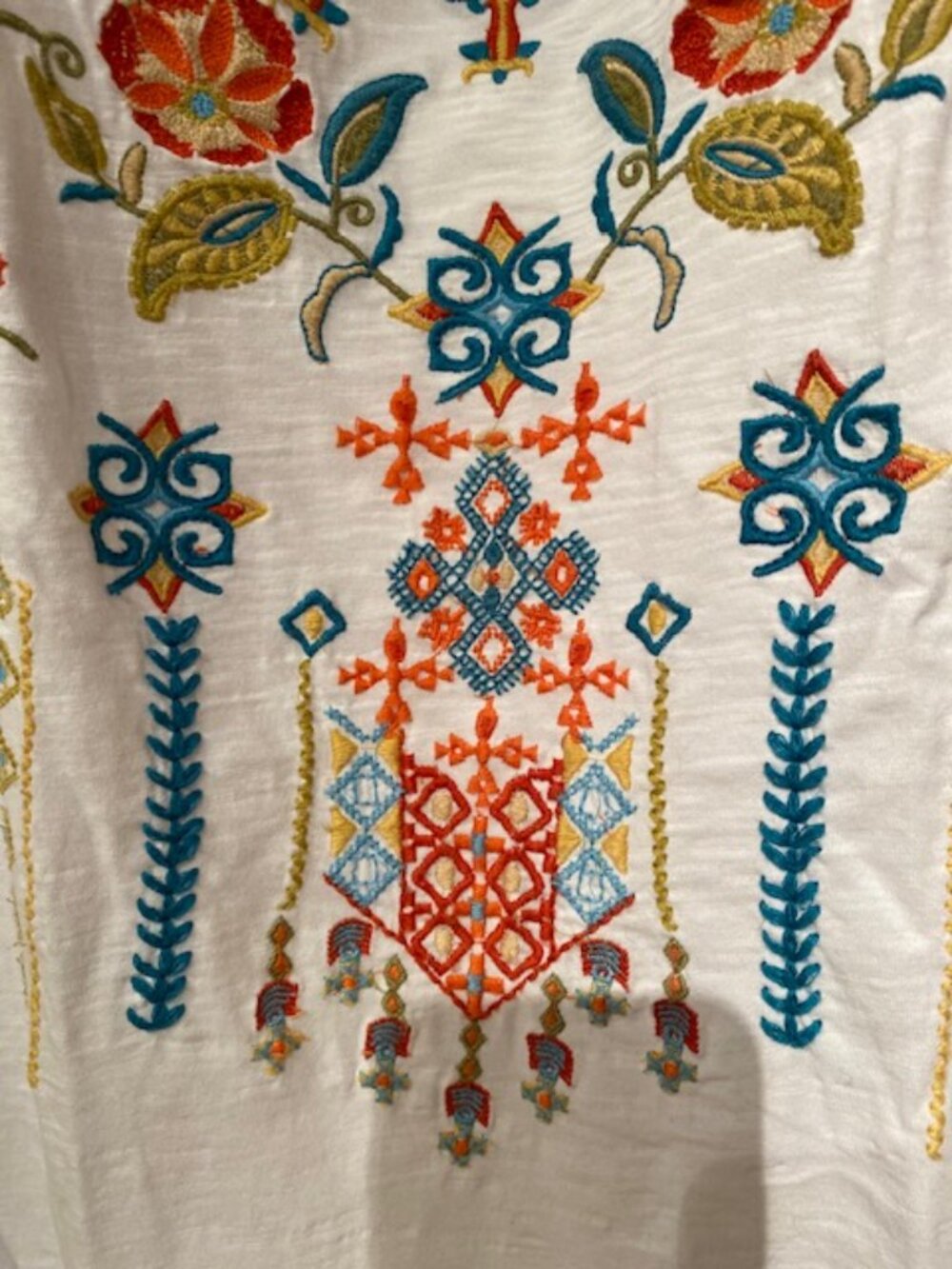 Sundance White Short Sleeve Boho Embroidered top beautiful colors sz L Excellent - Picture 2 of 9